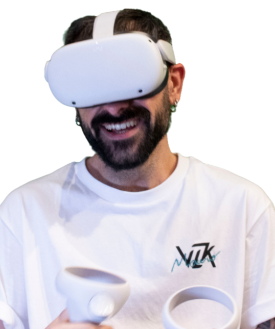 Mauro wearing a VR